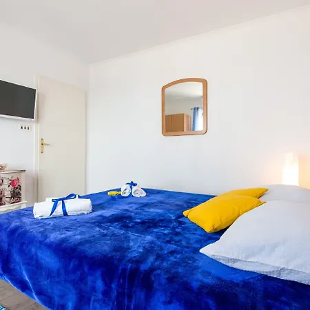 And Lora Affittacamere Ragusa