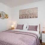 And Lora 3* Dubrovnik