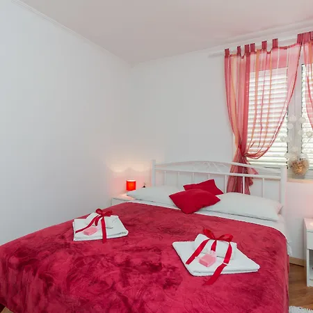 And Lora 3* Dubrovnik