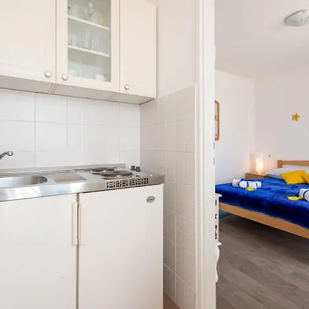 And Lora 3* Dubrovnik