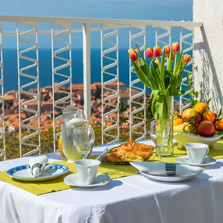 And Lora 3* Dubrovnik